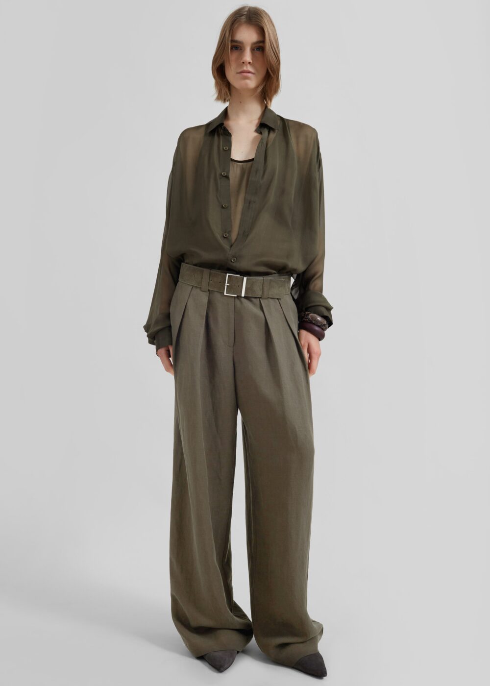 Daytona Pleated Linen Trousers - Khaki - Image 7