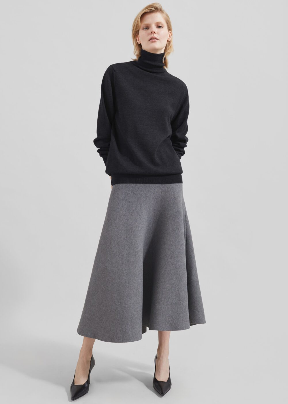 Eve Thin Turtleneck Sweater - Dark Grey Melange - Image 5