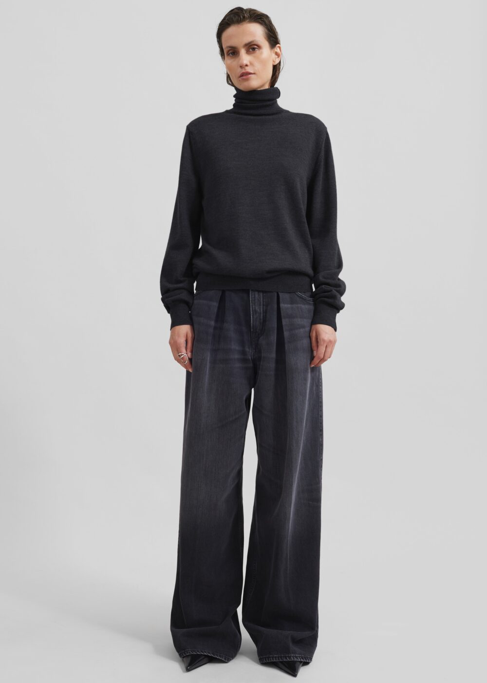 Eve Thin Turtleneck Sweater - Dark Grey Melange - Image 6