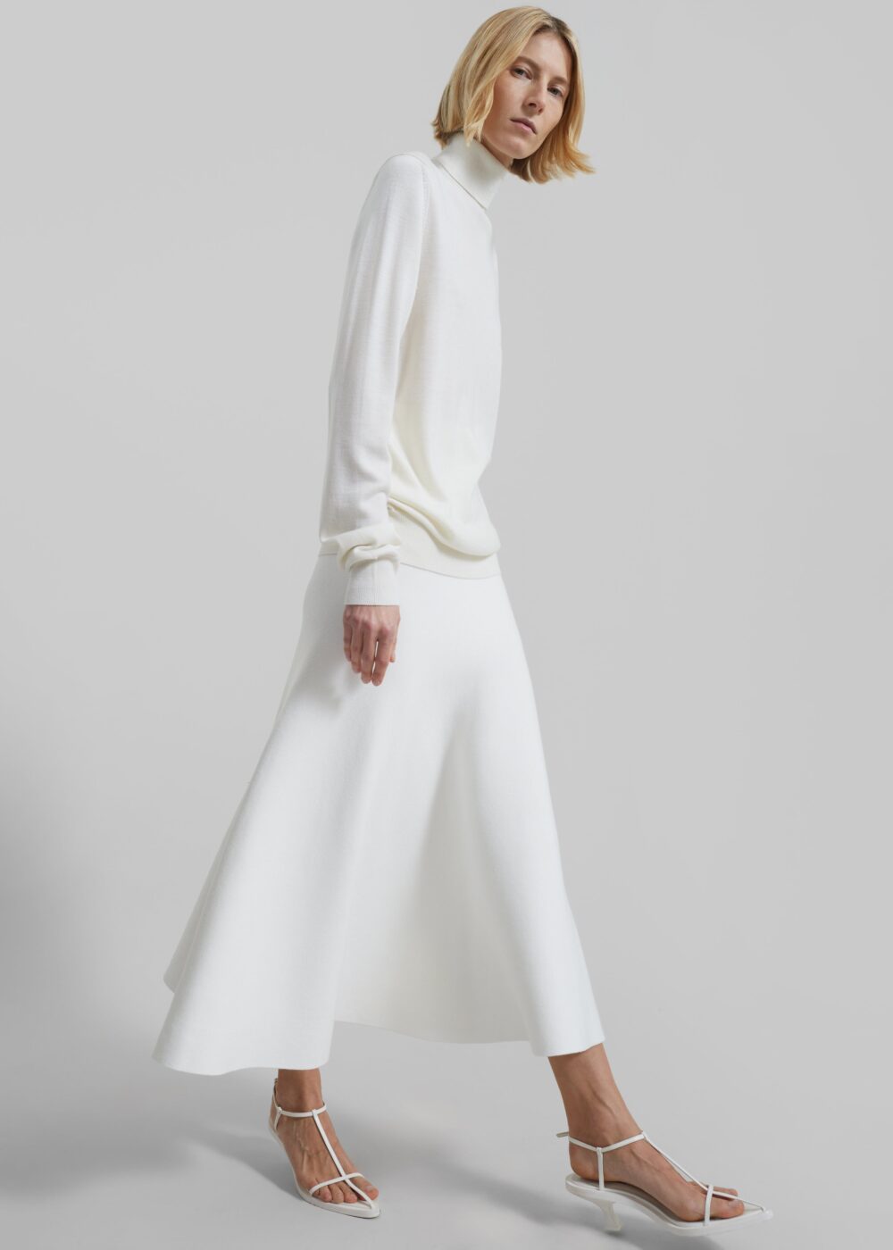 Eve Thin Turtleneck Sweater - Ivory - Image 7