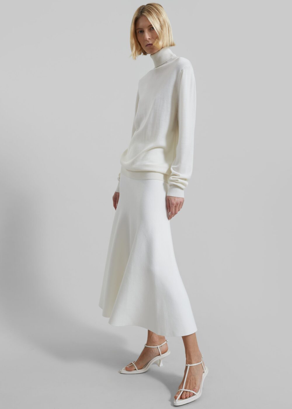 Eve Thin Turtleneck Sweater - Ivory - Image 8