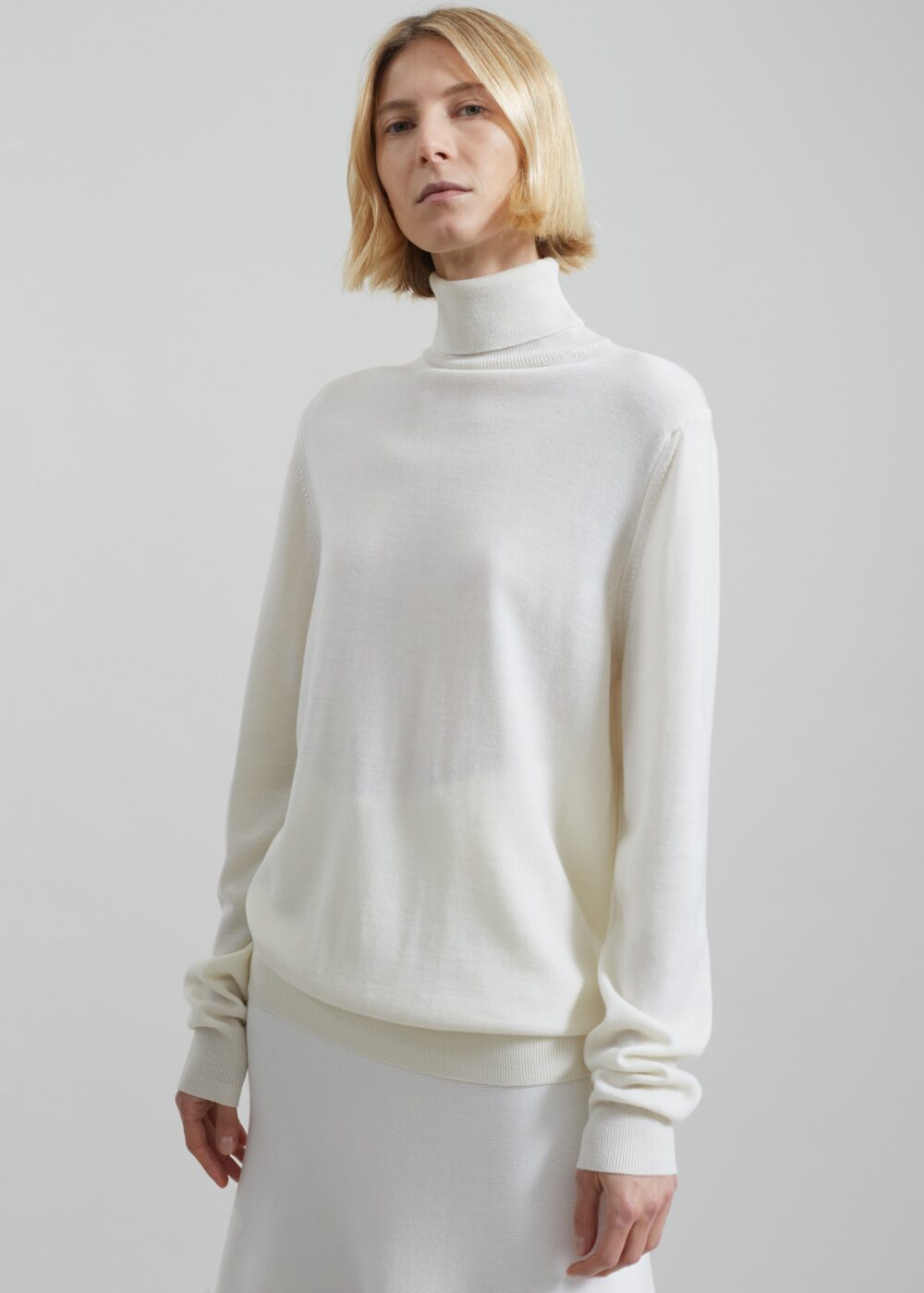 Eve Thin Turtleneck Sweater - Ivory - Image 5