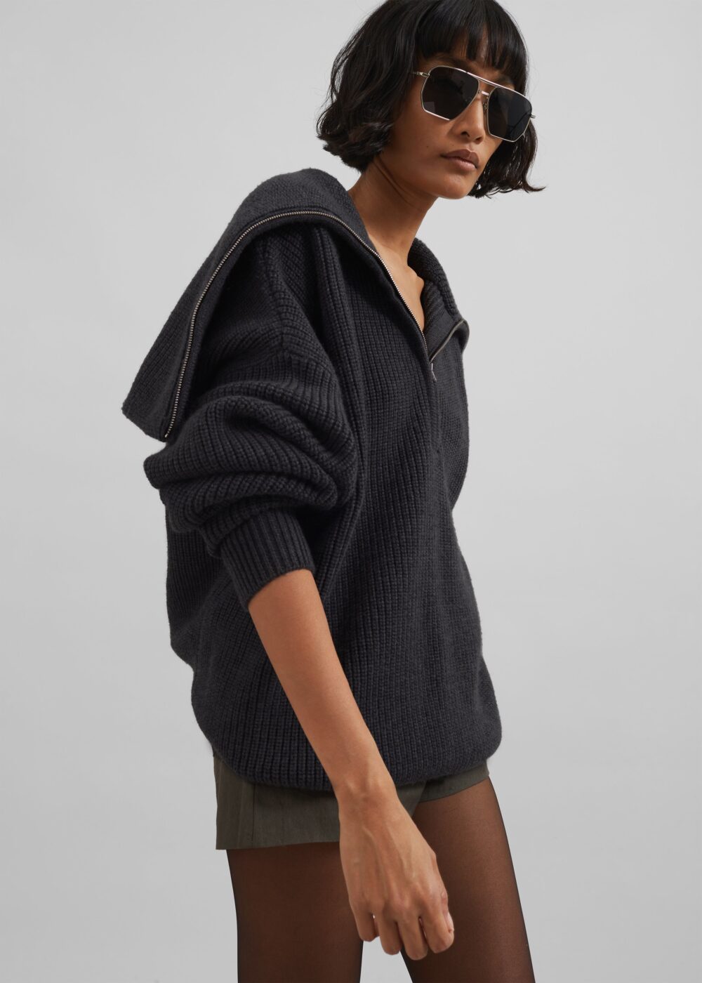 Hazel Oversized Wool Jumper - Dark Grey - Image 4