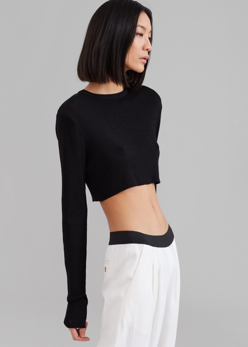 Kazel Cropped Thin Knit Top - Black - Image 9