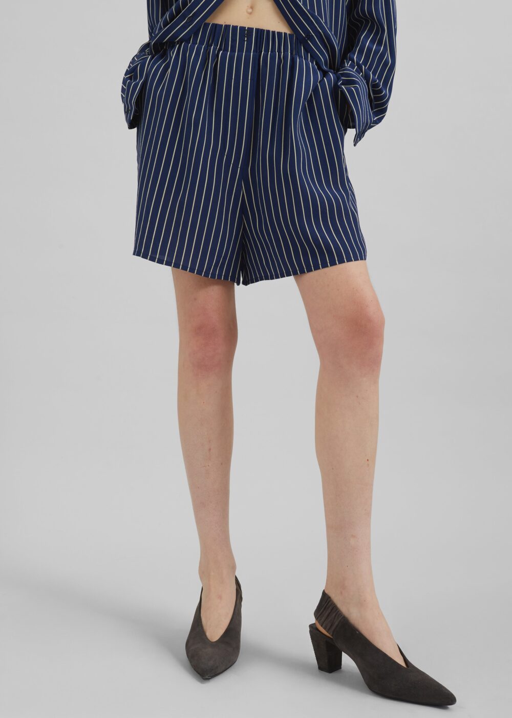 Lui Striped Boxer Shorts - Navy/Beige Pinstripe - Image 3