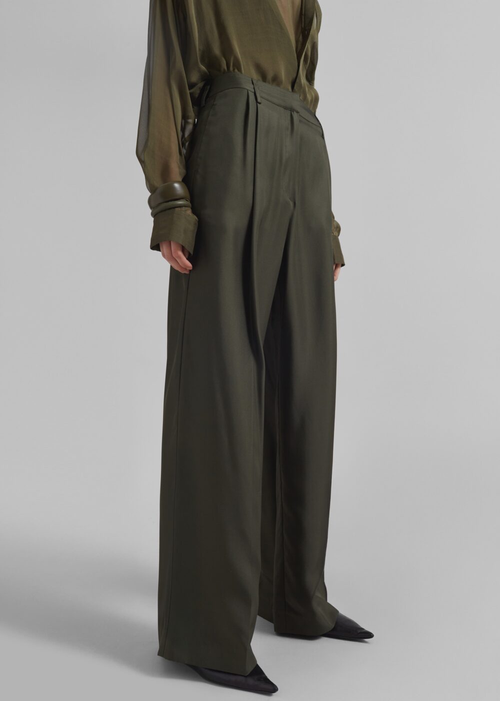 Marfa Pleated Silk Trousers - Khaki - Image 6