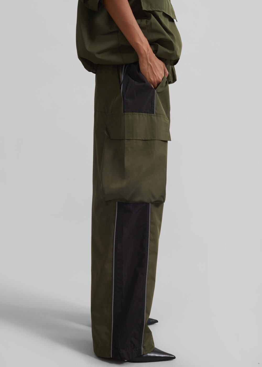 Navan Cargo Pants - Khaki - Image 5