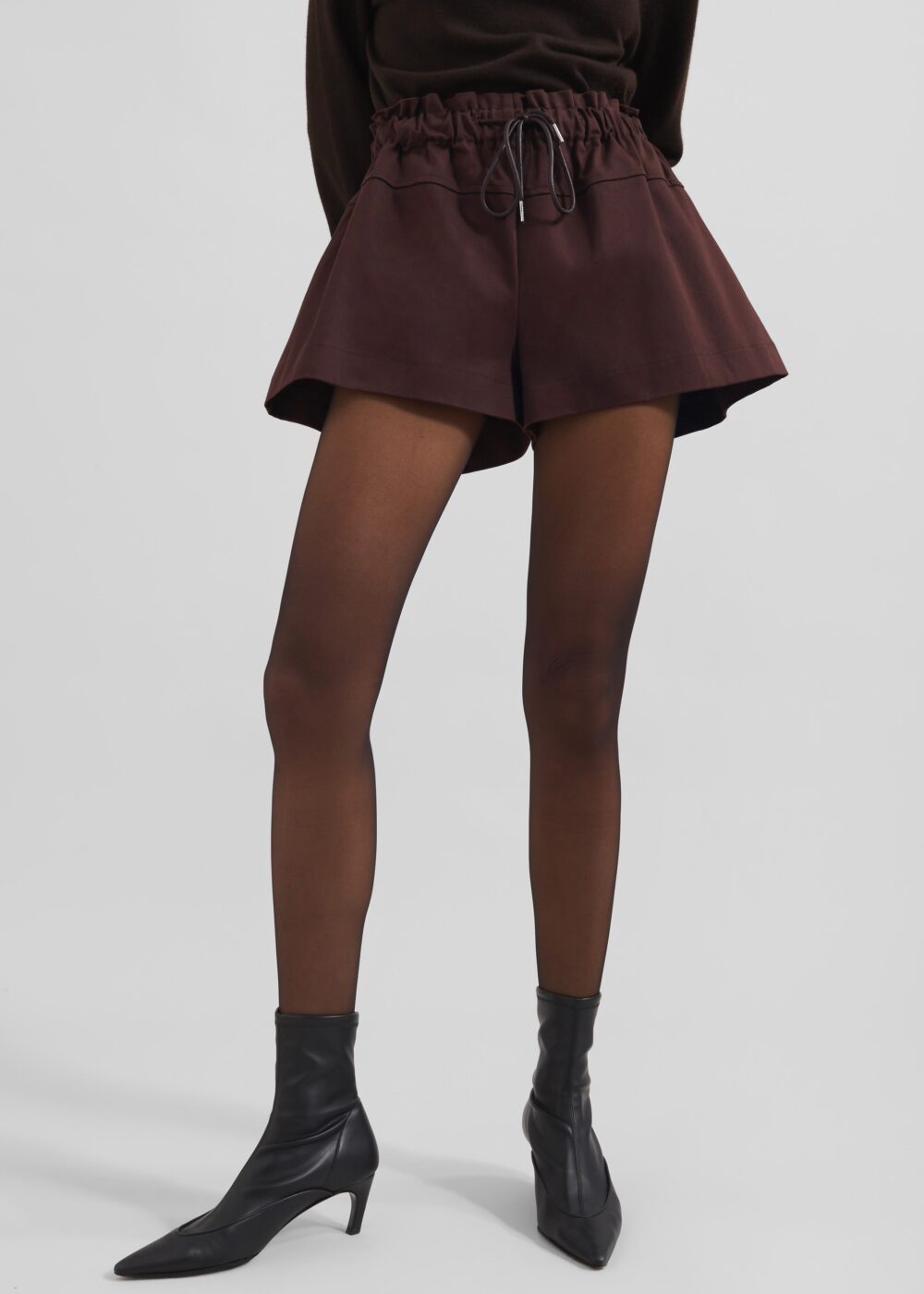 Pomona Shorts - Burgundy - Image 3
