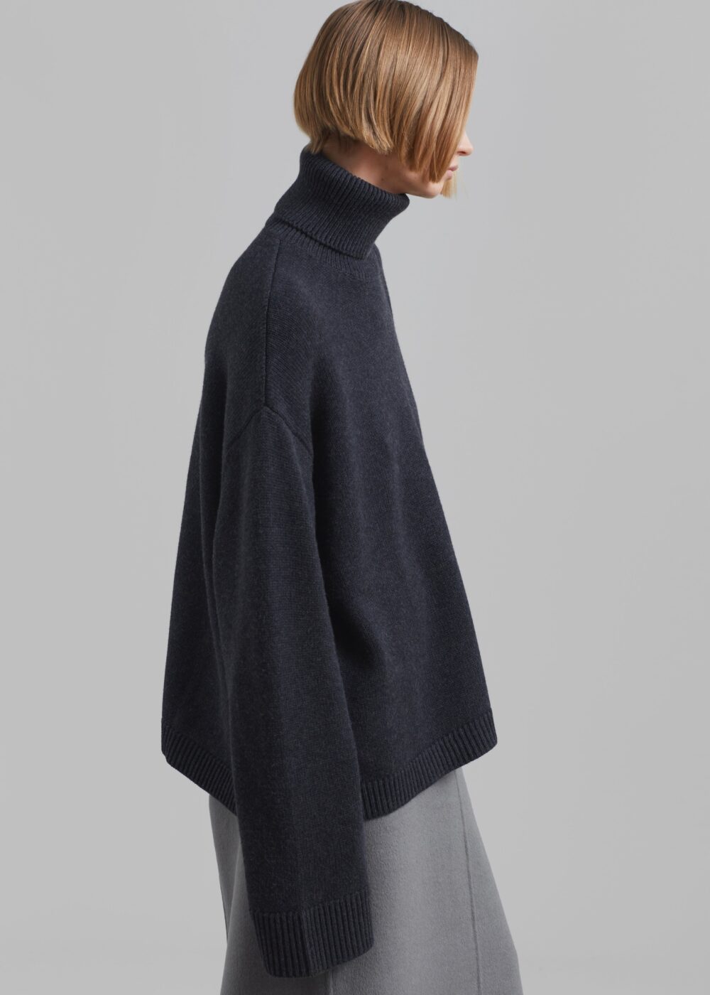 Rhea Trapeze Turtleneck - Charcoal - Image 5
