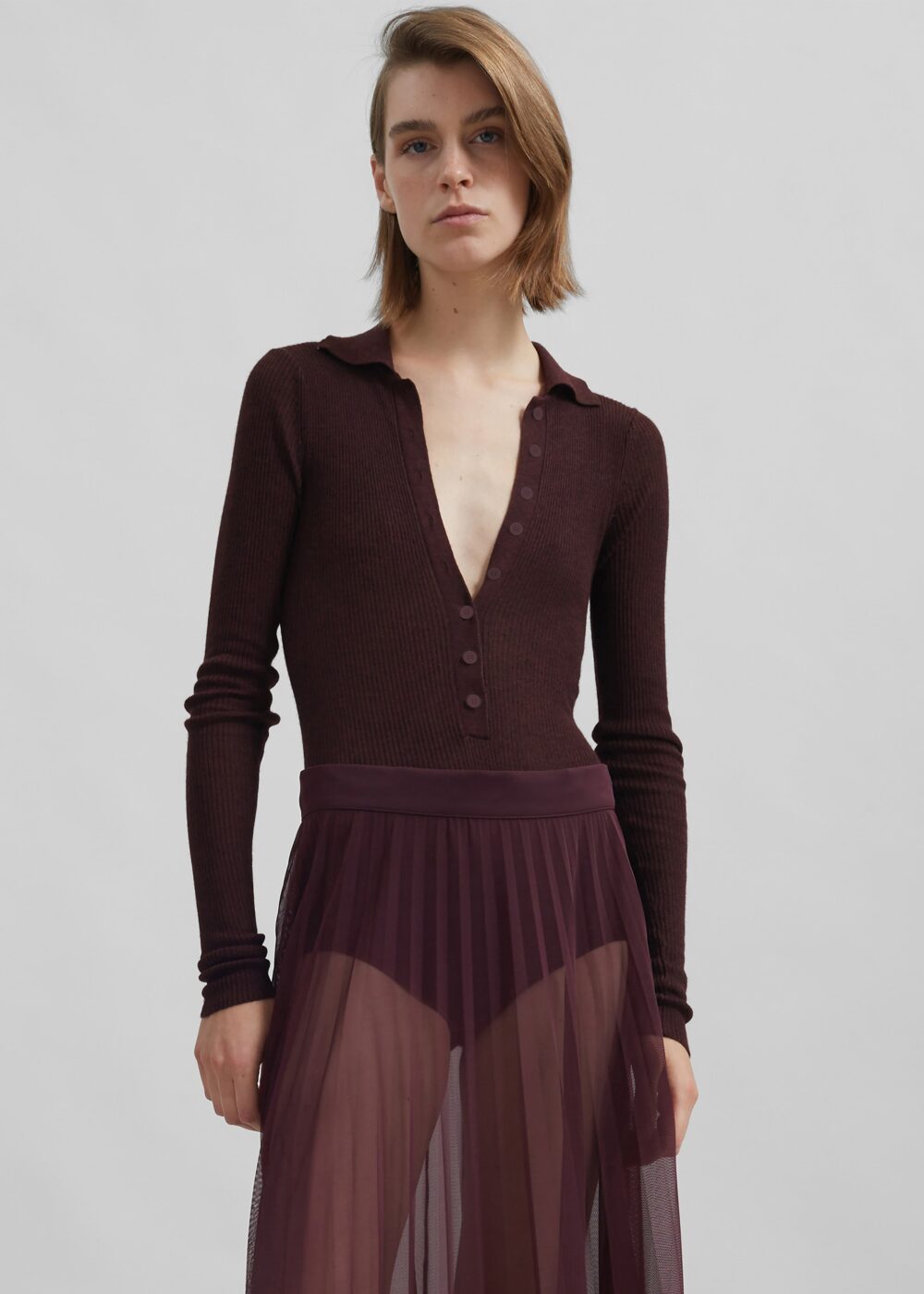 Vallen Pleated Mesh Maxi Skirt - Burgundy - Image 8