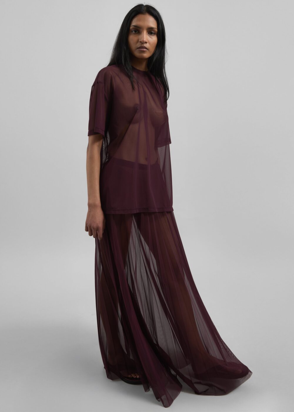 Vallen Pleated Mesh Maxi Skirt - Burgundy - Image 4